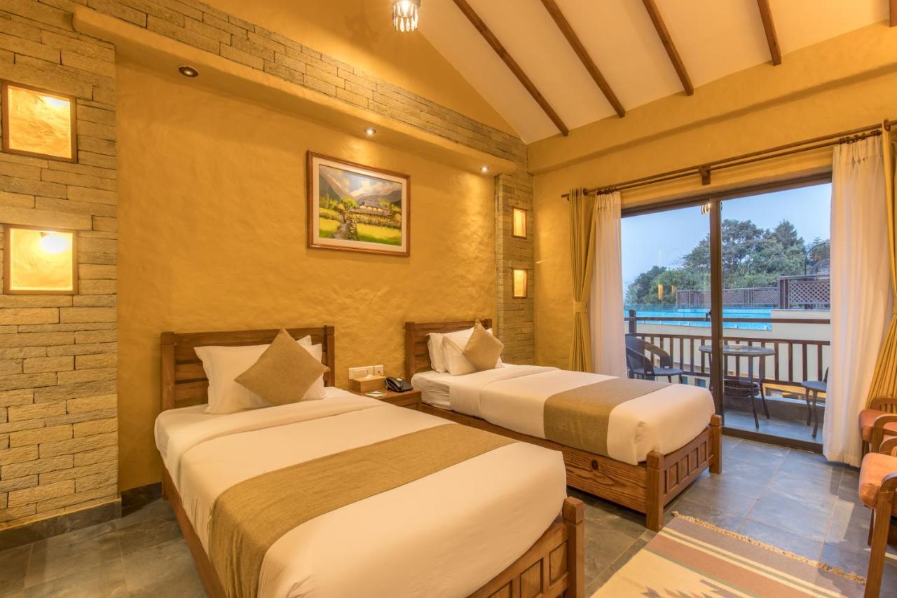 Bar Peepal Resort Pokhara Exteriör bild Deluxe Room