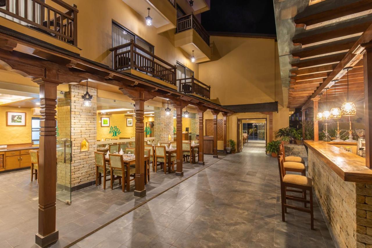 Bar Peepal Resort Pokhara Exteriör bild The interior of the hotel