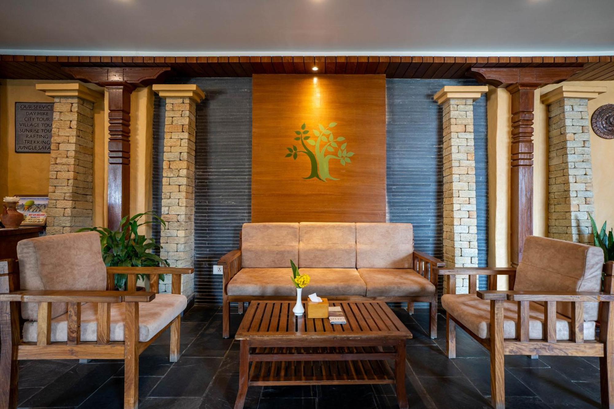 Bar Peepal Resort Pokhara Exteriör bild The lobby of the hotel