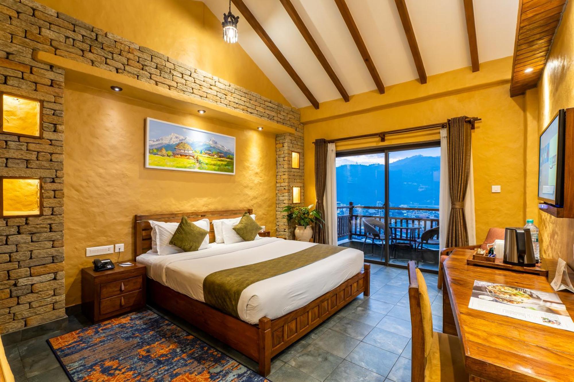 Bar Peepal Resort Pokhara Exteriör bild Deluxe Room