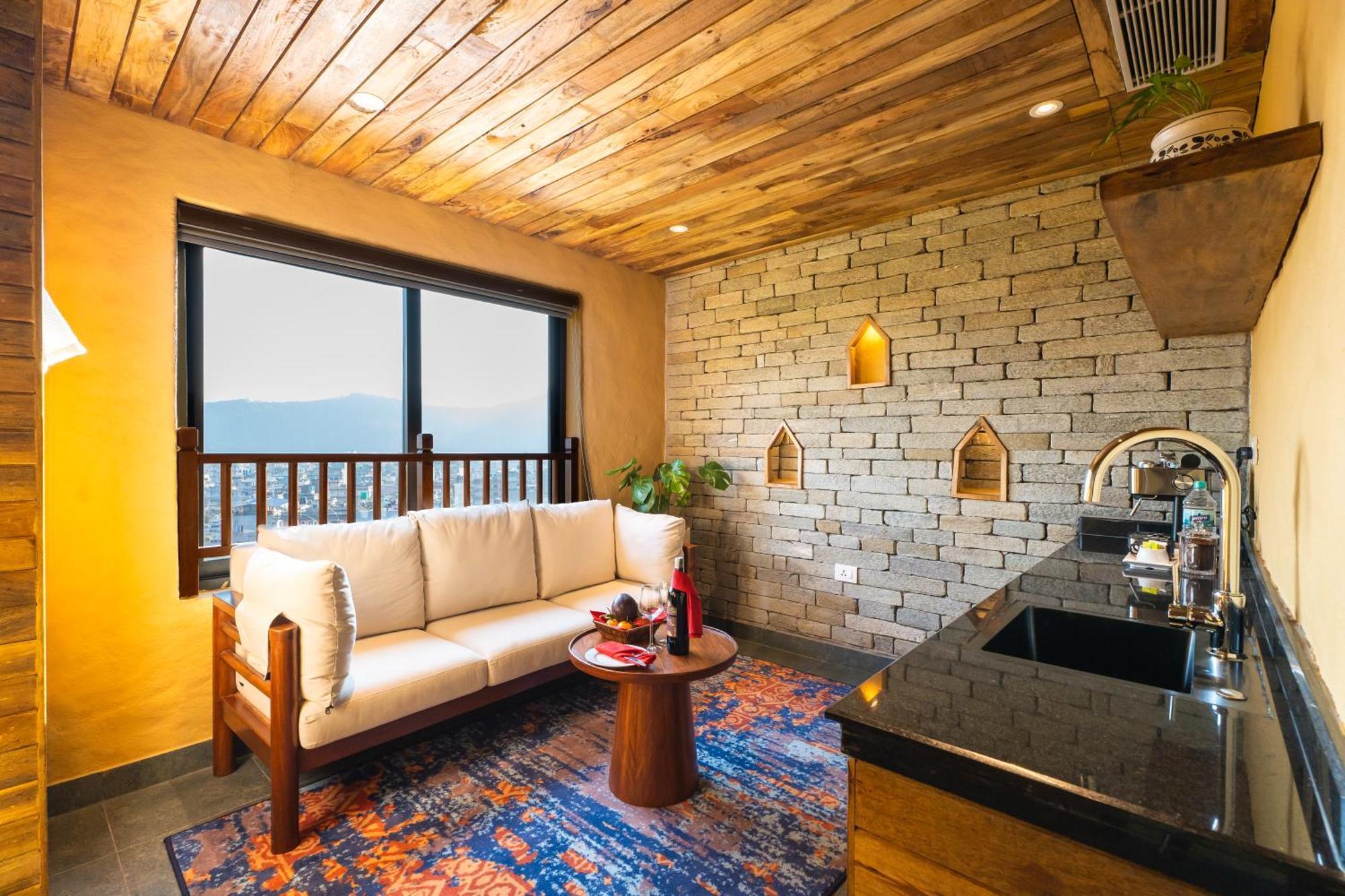Bar Peepal Resort Pokhara Exteriör bild A living room in a typical apartment